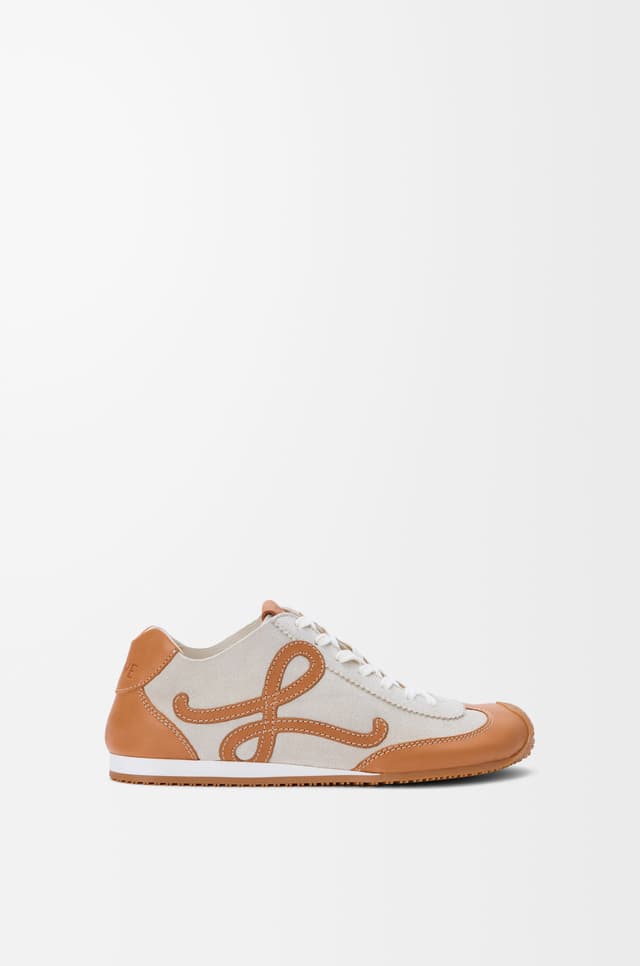 LOEWE Ballet Runner 2.0 unlined in deerskin and vegetable-tanned calfskin